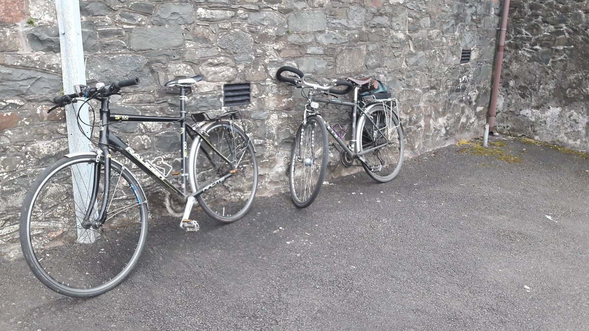 obligatory #BikesAtPollingPlaces photo although you'll just have to believe me as there was no way to get the sign in the frame...