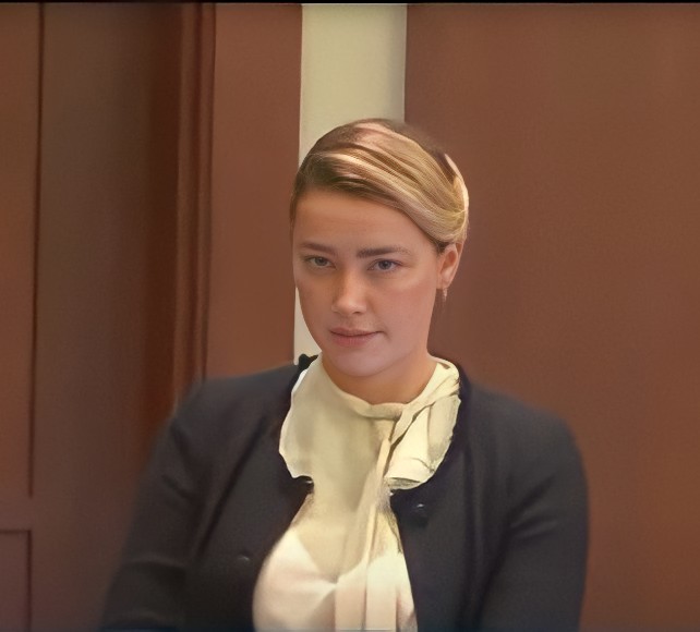 EvidenceMatter1's tweet photo. And with that, violent serial batterer Amber Heard steps off the stand. Duping delight.
I am so creeped out right now.
#JusticeForJohnnyDepp https://t.co/dtT0Wz6AdT