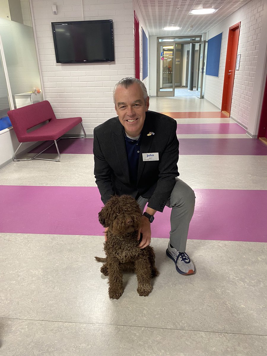 Faces of the future of Finland. Impressed with Mercurial Business School and Martinlaakso Upper Secondary School. Vocational Ed is equally valued &amp; there are no dead ends to student pathways.
@FulbrightFin #fulbrightFinland #FLGSFinland @IREXintl <a href="/ECAatState/">Educational & Cultural Affairs—U.S. Dept. of State</a> <a href="/FulbrightTeach/">Fulbright Teacher Exchanges</a> <a href="/EUSD/">EUSD Schools</a>