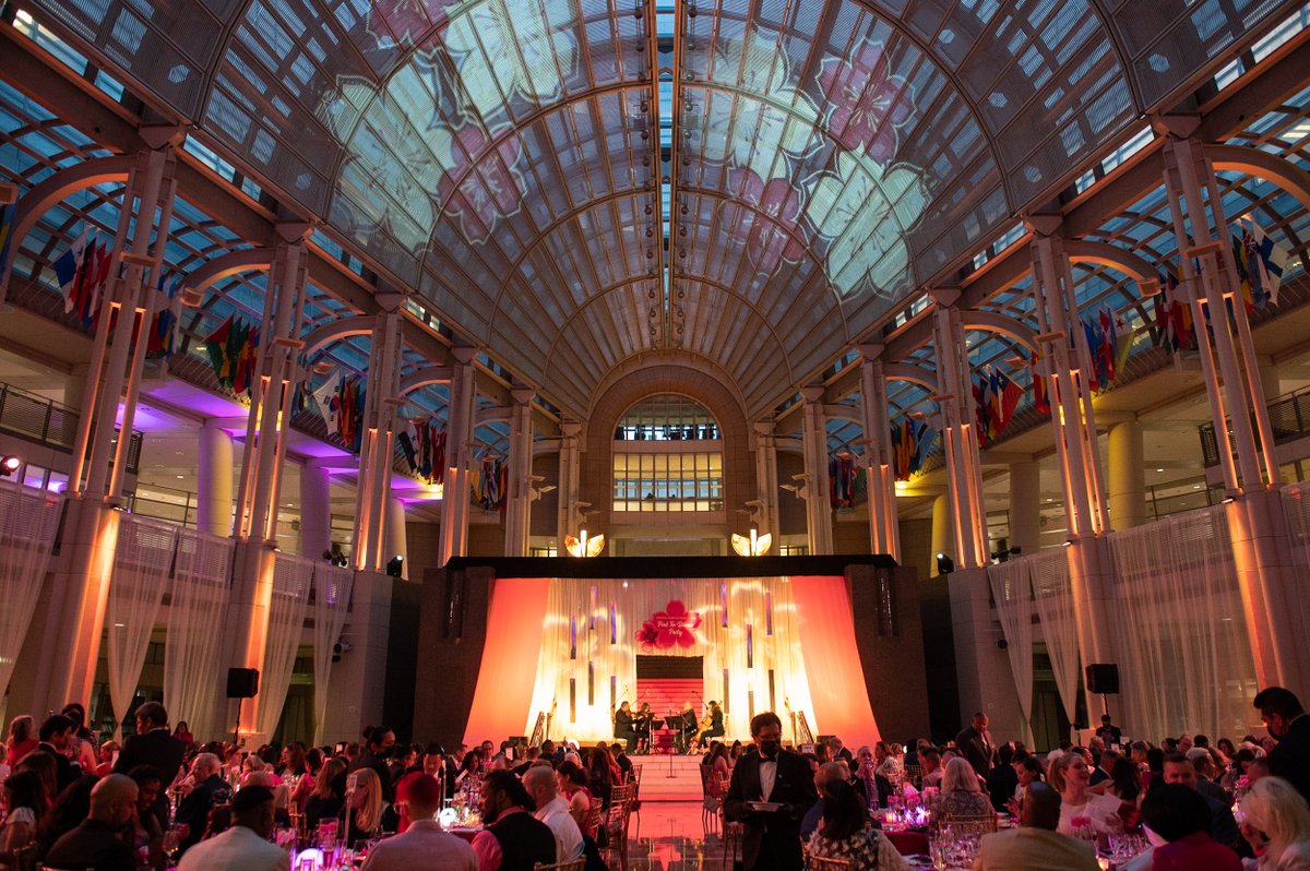 CherryBlossFest's tweet photo. #PinkTieDinnerParty was AMAZING 🎀
Huge thanks to media sponsors @Washingtonian and @Washblade for your support in spreading the word about the Festival. The Festival may be over but we will keep blooming year-round! 🌸
Stay up to date:
https://t.co/X05x6nUUS6
#RediscoverSpring https://t.co/tWHCsQ9I8A