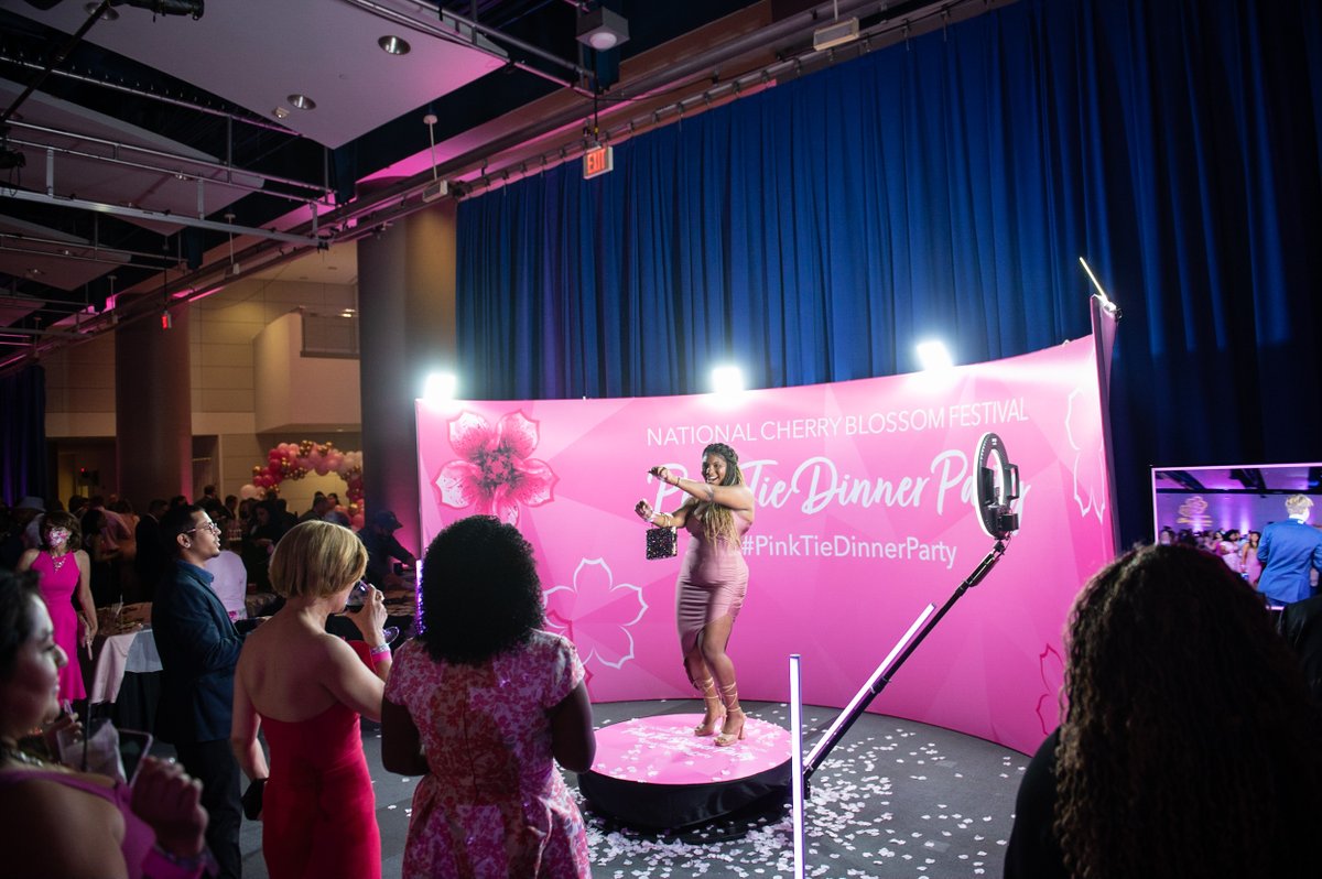 CherryBlossFest's tweet photo. #PinkTieDinnerParty was AMAZING 🎀
Huge thanks to media sponsors @Washingtonian and @Washblade for your support in spreading the word about the Festival. The Festival may be over but we will keep blooming year-round! 🌸
Stay up to date:
https://t.co/X05x6nUUS6
#RediscoverSpring https://t.co/tWHCsQ9I8A