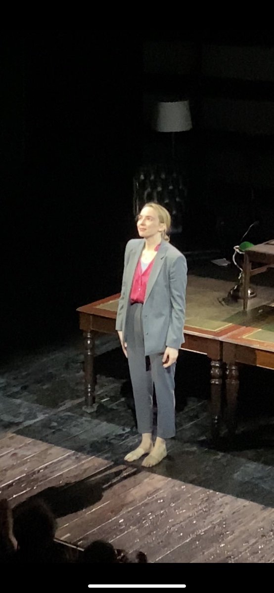 jassakell's tweet photo. What an afternoon!! 🎭👯‍♀️🥂🍾 Prima Facie was fantastic!! #primafacie #JodieComer #haroldpinter Pinter package 🥂🍾🍦 https://t.co/PIou5wdri8