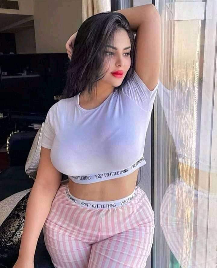 HayatAh10800674's tweet photo. إلى أحدهم ..
تباً لتوقيت ظهورك
تمنيتك في عمر غير هذا العمر 😉 https://t.co/z1fV6ww635
