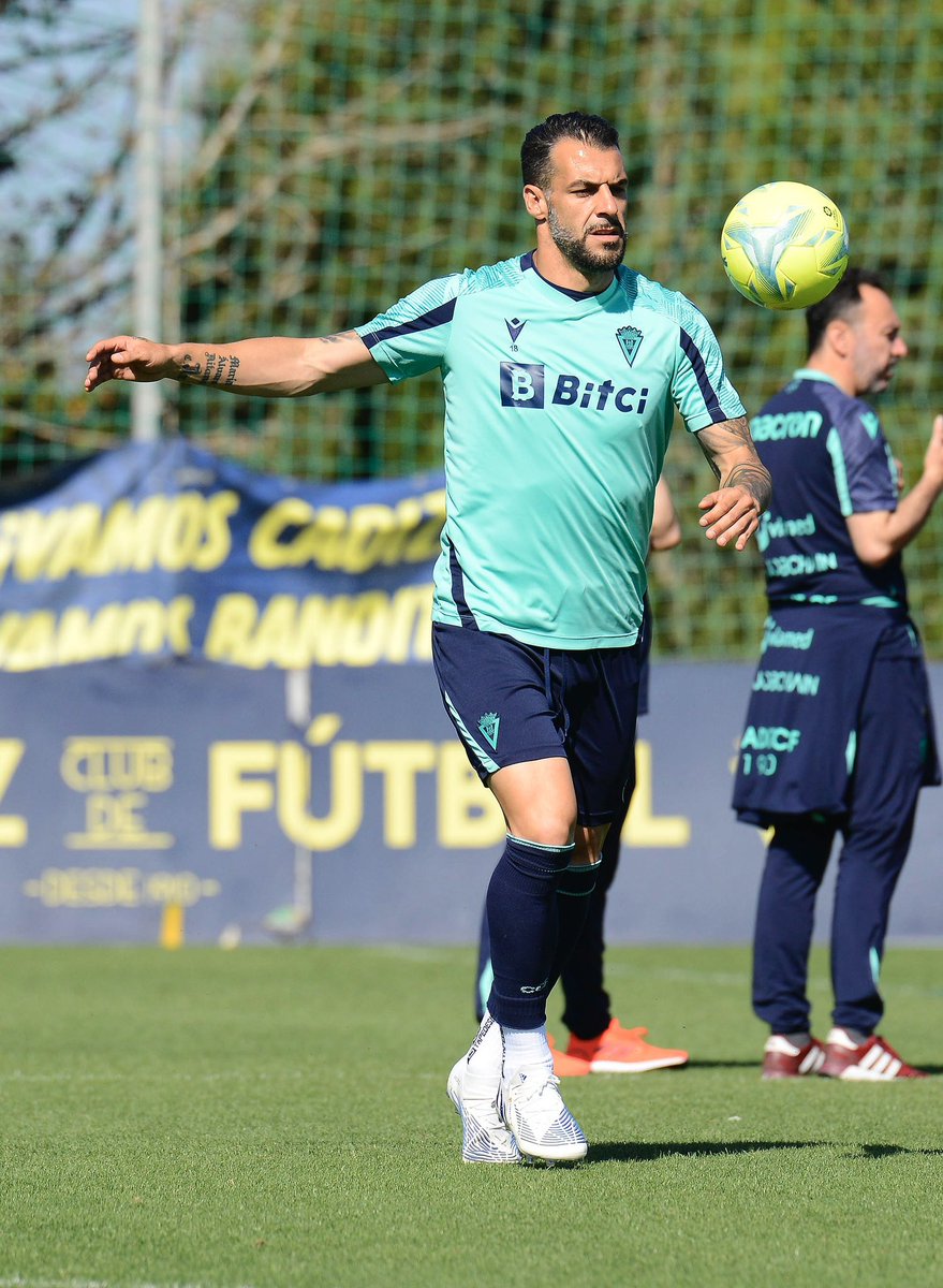 🦈 <a href="/AlvaroNegredo9/">Álvaro Negredo 9️⃣</a> القرش