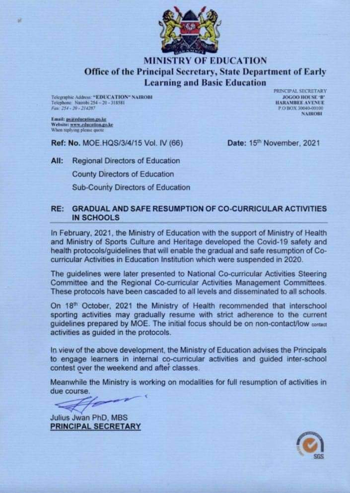 BenjaminOndara's tweet photo. #BringBackCoCurricular
The PS who is the face of the @EduMinKenya &amp; the chief accounting officer on 23rd April 2022 infront of the camera said that the schedule on the said activities has been developed and sent. Where was it sent? @KICD @gabrieloguda
@ntvkenya
@bonifacemwangi https://t.co/xUJRg13tZI