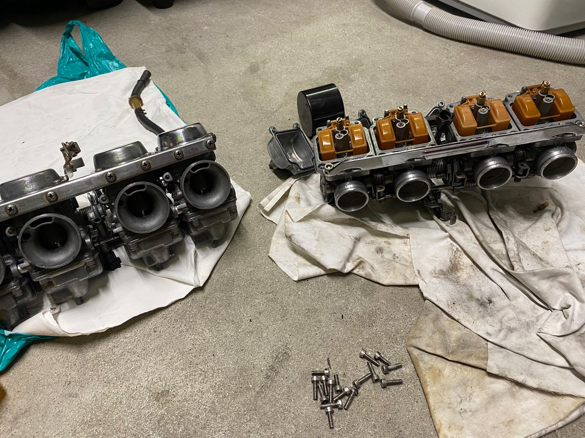 AutoprojectW's tweet photo. キャブレターのお掃除完了(^^)

#CBX400F 
#CBX550F
#キャブレター
#オーバーホール
#NC07
#PC04 https://t.co/YHTChxXFlS