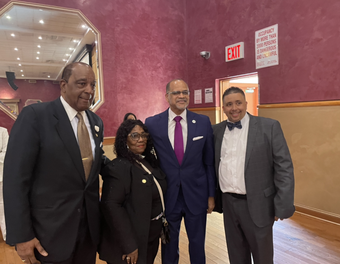DOEChancellor's tweet photo. I was honored to attend the Queens Clergy Breakfast this morning. It was wonderful connecting with faith-based leaders to discuss ways we can work collaboratively to support NYC families. https://t.co/CQ3kxfQHGq