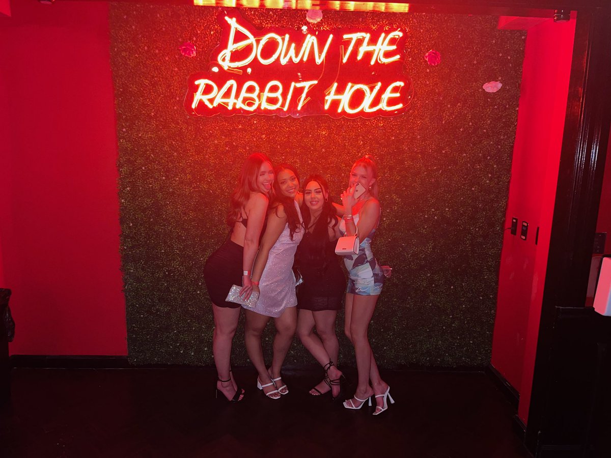 haileyjayglenn's tweet photo. Vegas Part 2 https://t.co/03U9G0rApr