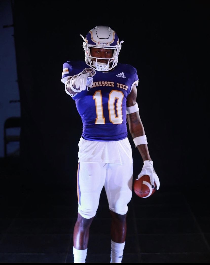 Hunter11D's tweet photo. Blessed to say that I have received an offer form @TNTechFootball 🟣🟡!!!!
@CoachWatson_24 @CoachMoore313 @CoachHerron12 @JeremyO_Johnson @RWrightRivals @BHoward_11 @JosephAHastings @harrison2121 @fbscout_florida @GrindFactory7v7 @BALLERSCHOICE1 @Nawf_Recruits @Tc_robinson5 https://t.co/e8eLQZLEQR
