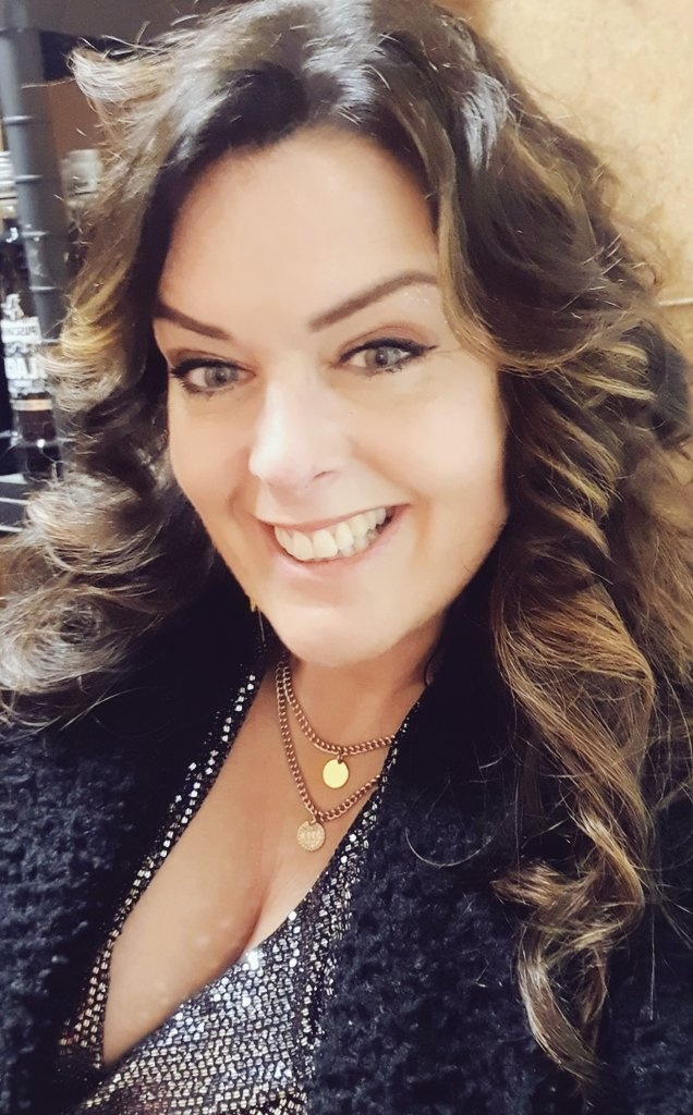 estheralgra_'s tweet photo. #bevrijdingsdag #DrStrangeMultiverseOfMadness 
#ChampionsLeague #Radio #EstherAlgra
#Blijf https://t.co/PNEZTioO6o