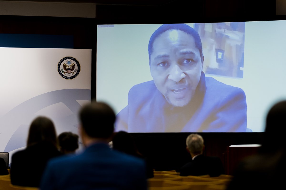 uche4purpose's tweet photo. I joined this year’s German Foreign Office &amp; US State Department @StateDept Ministerial Conference on #DataScience &amp; #Innovation to discuss exactly why &amp; how #climatechange multiplies threats to #humansecurity &amp; the current state of #research on contextual #vulnerability https://t.co/glfTAiONb4