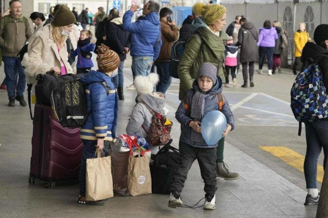 ishopmission's tweet photo. Mission welcomed first family of Ukrainian refugees last week
A family fleeing from Russia’s invasion of Ukraine arrived in Mission last week – the city’s first. Mission Community Service Society (MCSS) anticipates another...
https://t.co/9gwxWarHgo
#ishopmission
#missionbc https://t.co/Qj7g3aEV76