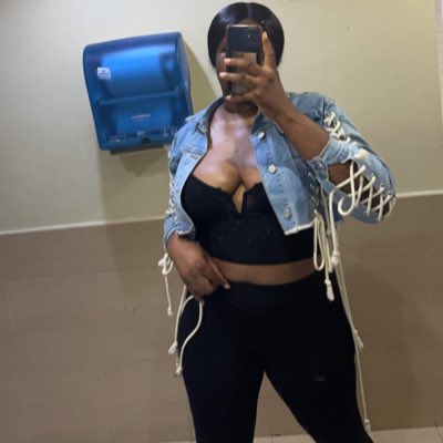 ChizzyLisa's tweet image. #NewProfilePic