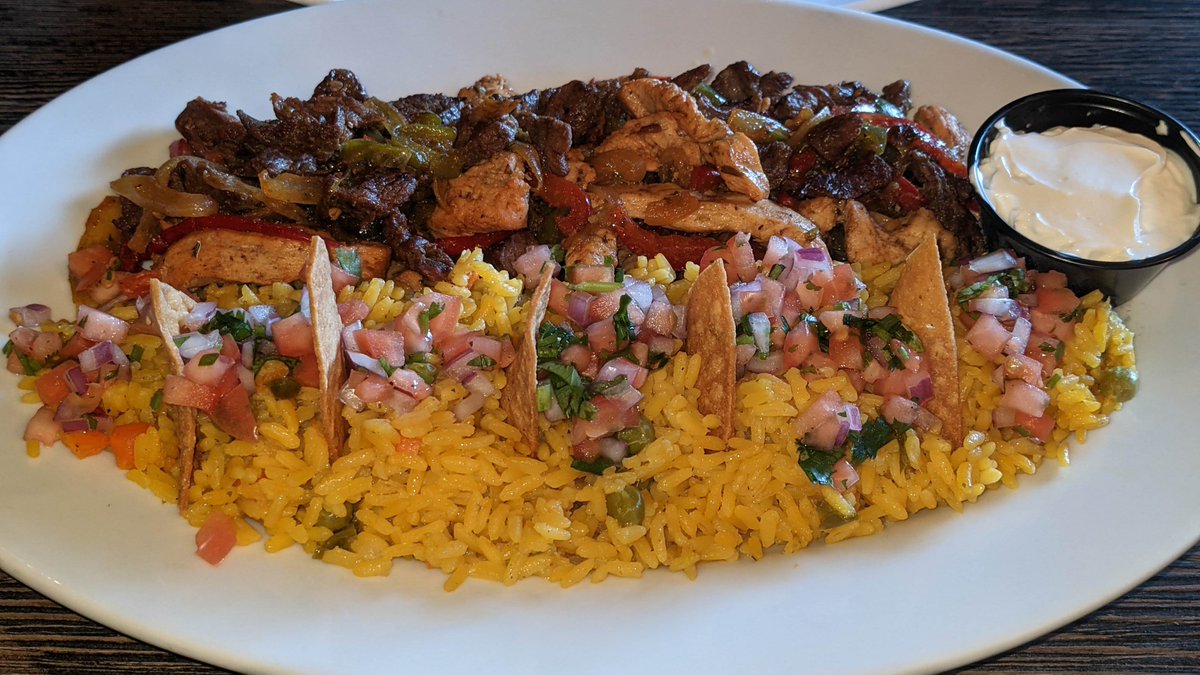 CubaNuNJ's tweet photo. Cinco de Mayo Specials
Open 7 days a week!
Famous Sangria, Mojitos, Martinis, Margaritas. CubaNu Restaurant Main Street Rahway Union County NJ. #CubaNu Seafood, Chicken, Pork, Empanadas, Sopa, Wraps, Hamburgers, Chicken Wings, Steak, Salads https://t.co/pF7NaeM4oY https://t.co/RKTW2d0iWv