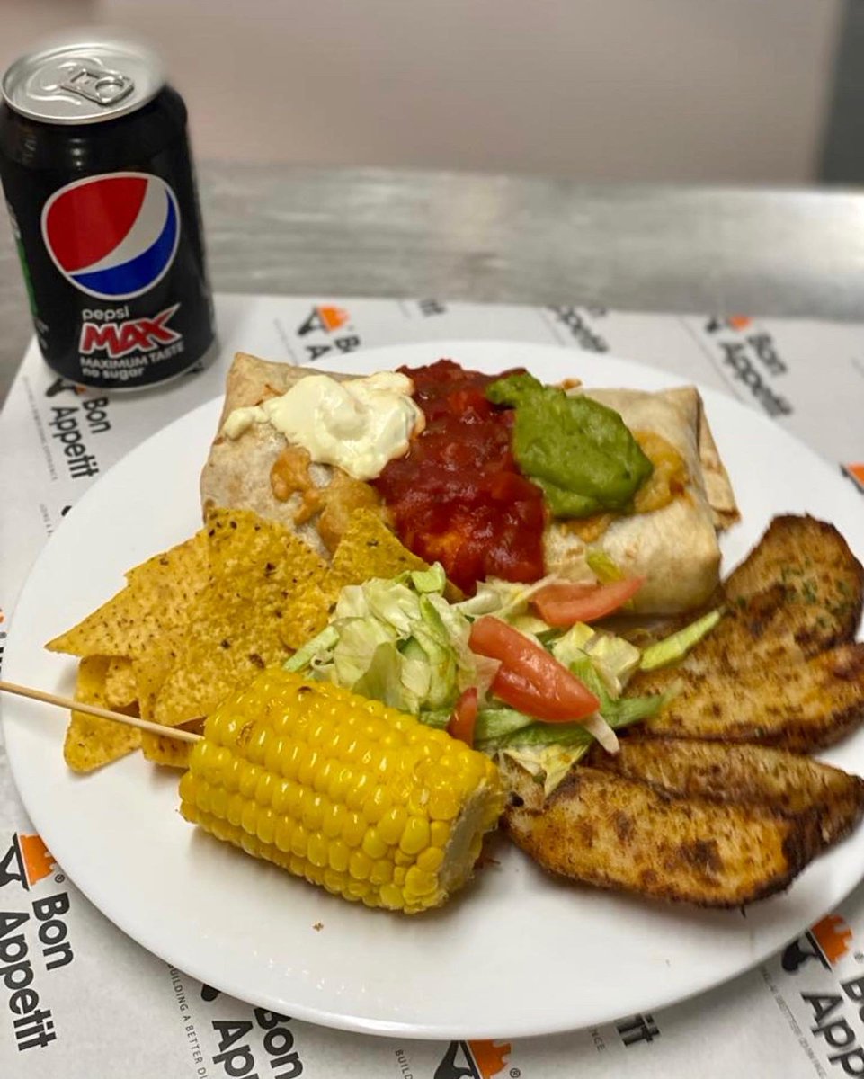 To celebrate Cinco De Mayo we invited some special guests to our Align HS2 site this lunch time! offering a special Mexican themed menu, complementary nachos, tasty churros and a live mariachi band to bring a little bit of Mexico to you. 

 #cincodemayo #mexicanfood