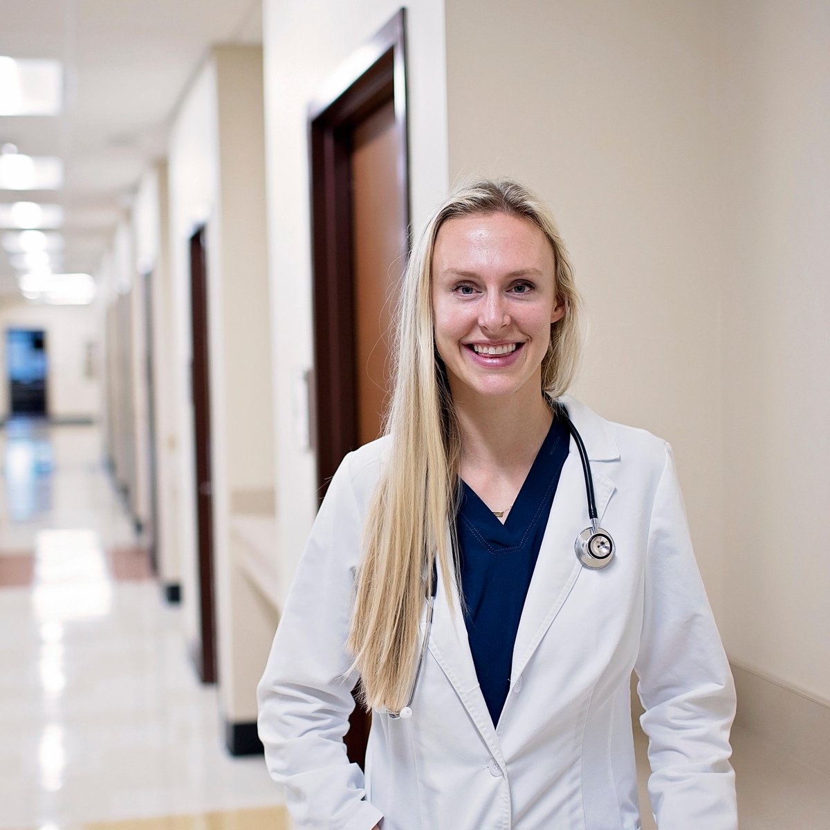 Samford_Nursing's tweet photo. A message for MSN FNP and MSN FNP/Psych applicants: we are waiving the application fee for the month of May for the Fall 2022 application cycle. The application deadline is June 1. 

Please go to https://t.co/EQIcdzbBfu for more information or questions. https://t.co/r0xa8s76CW