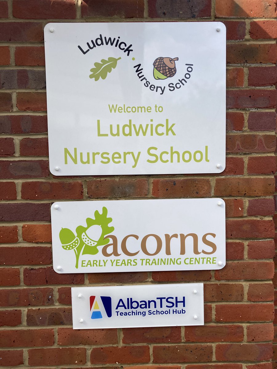 AlbanTSH's tweet photo. A sunny afternoon for our ECTs of YR and Y1 all collaborating together has part of the @EdDevTrust_ECF blocks 5 and 6 training tonight @LudwickNS 

More @mandeville_AL1 tomorrow, @SandringhamSch1, @Learn_at_Lev and @BroadfieldPri next week. 

Training for 290 ECTs in 2 weeks 🤩 https://t.co/gwYd95N65v