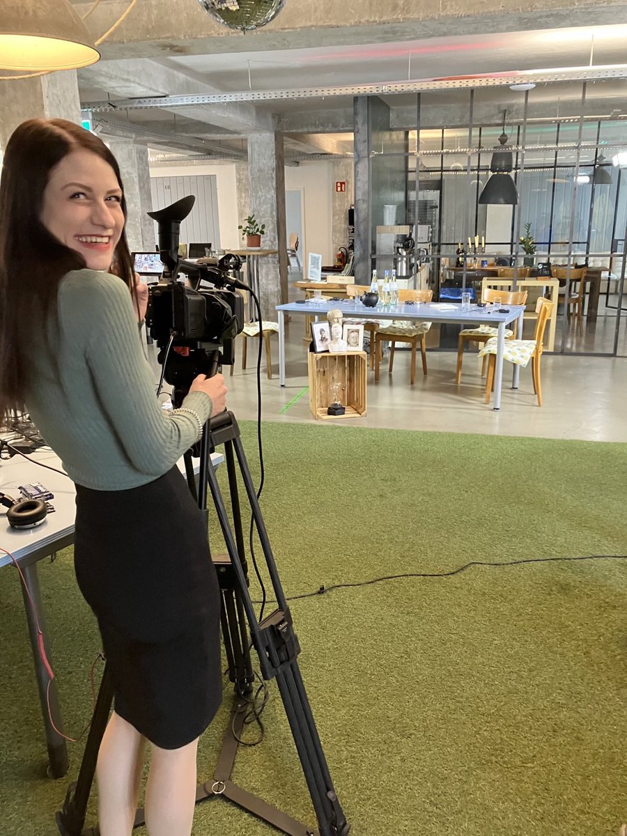 Heute wird die neue Folge des Geschichtstalks aufgezeichnet. Die letzten Vorbereitungen laufen. Wir freuen uns auf ⁦<a href="/felix_bohr/">Felix Bohr</a>⁩ und ⁦@t_winnerling⁩! #gts7000