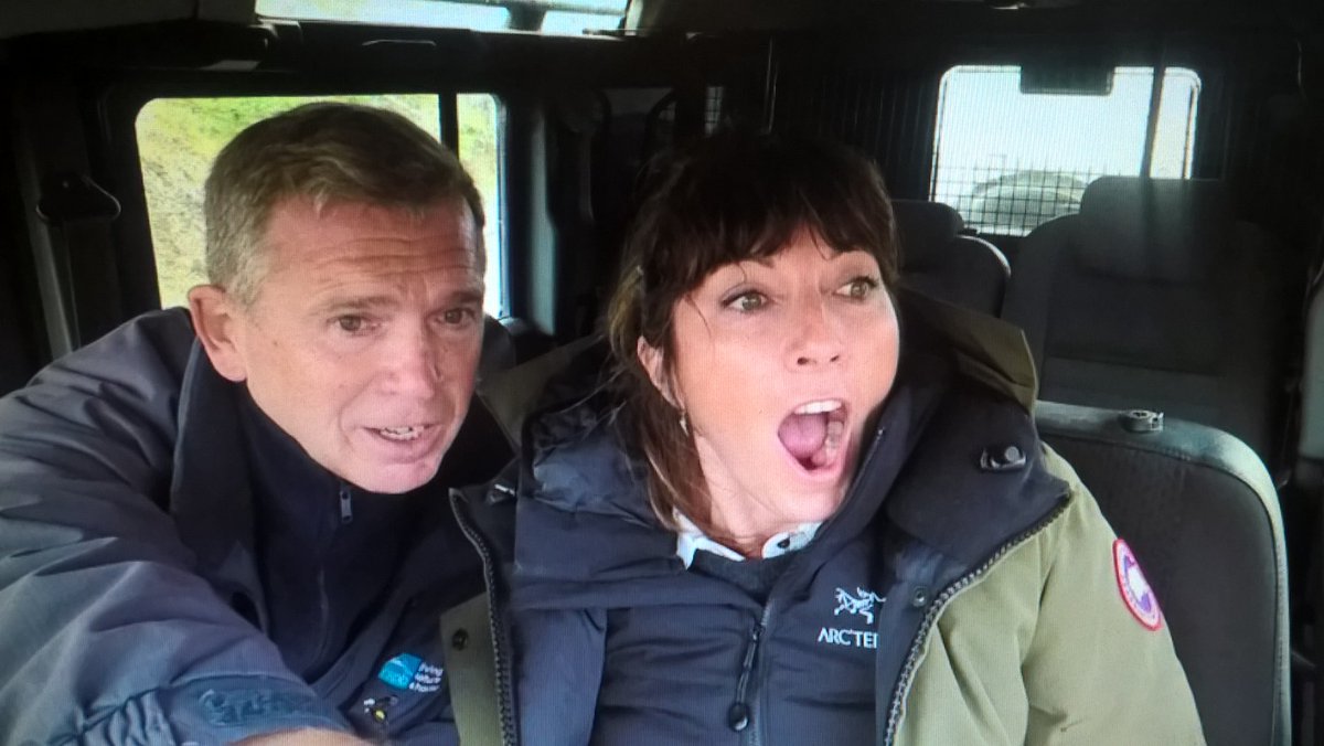 skyeandfrisa's tweet photo. On this #ThrowbackThursday, the day I bid a fond sad farewell to the #Mull @RSPBScotland @LandRover I thought I'd mark the occasion by re-living the amazing moment I got to show @mslucycooke her 1st white-tailed sea eagle filming for #WildUK @BBCOne ๐ฆ
๐ฒ๐ฅ๐A moment to remember๐ https://t.co/7ENXJDnYnq