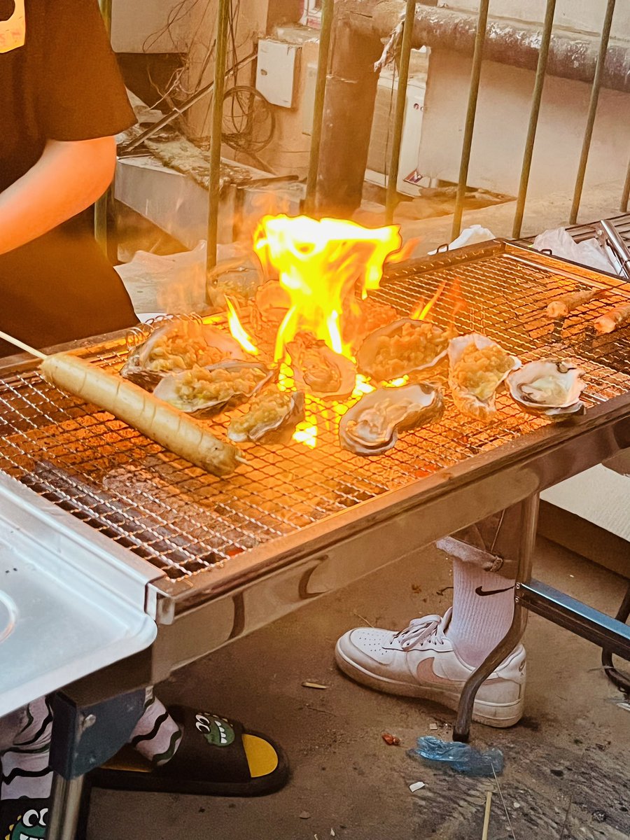 SAI_KARIN's tweet photo. FIRE https://t.co/qjEWK9fslE