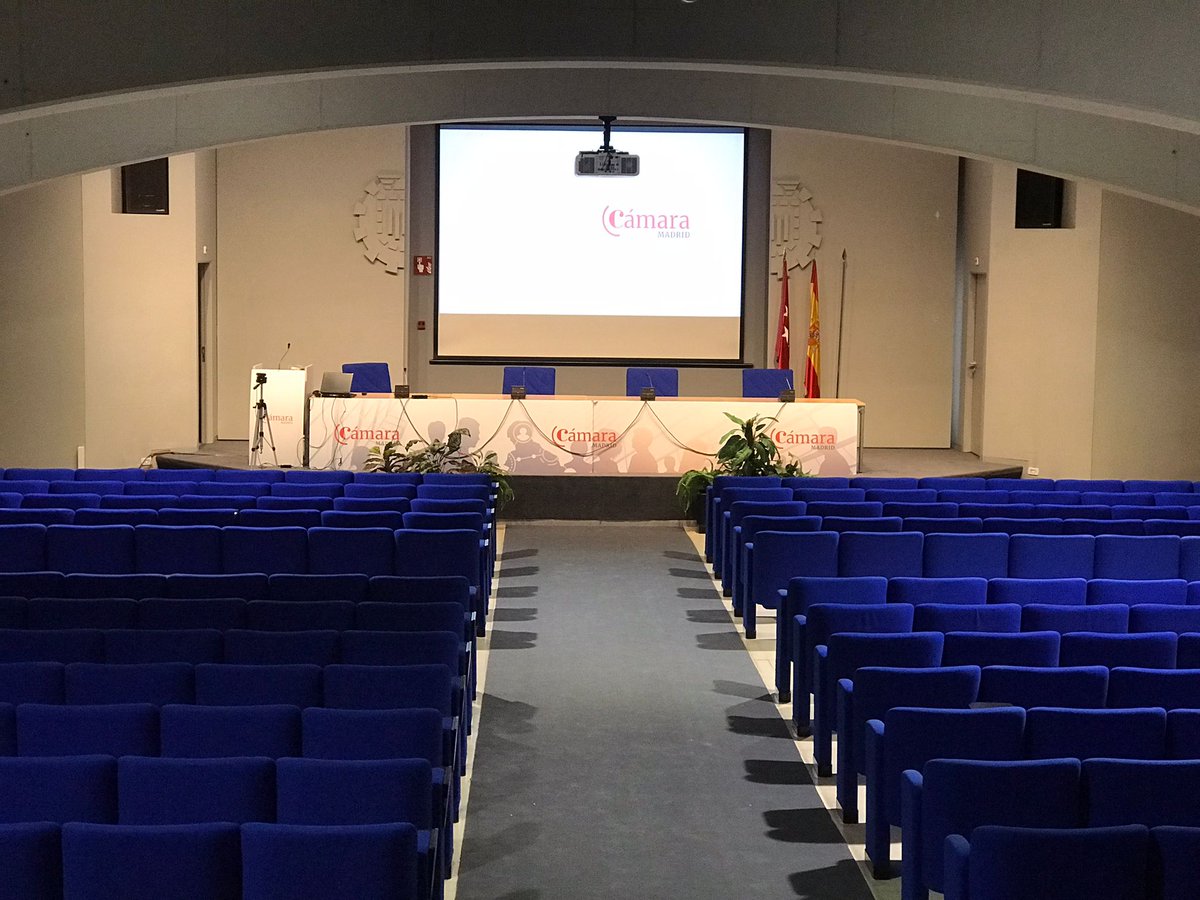 FEDEJdebate's tweet photo. ✅Cerramos la primera jornada con muy buenos debates. 
🟢Si mañana quieres ver la final y no puedes acercarte al Centro de Formación de la @CamaradeMadrid, puedes disfrutarla por streaming: 
https://t.co/LXYuwfGzsL
@M_M_Abogados 
@MutuaAbogacia 
#DebateJurídico https://t.co/vBHn5pXZnu