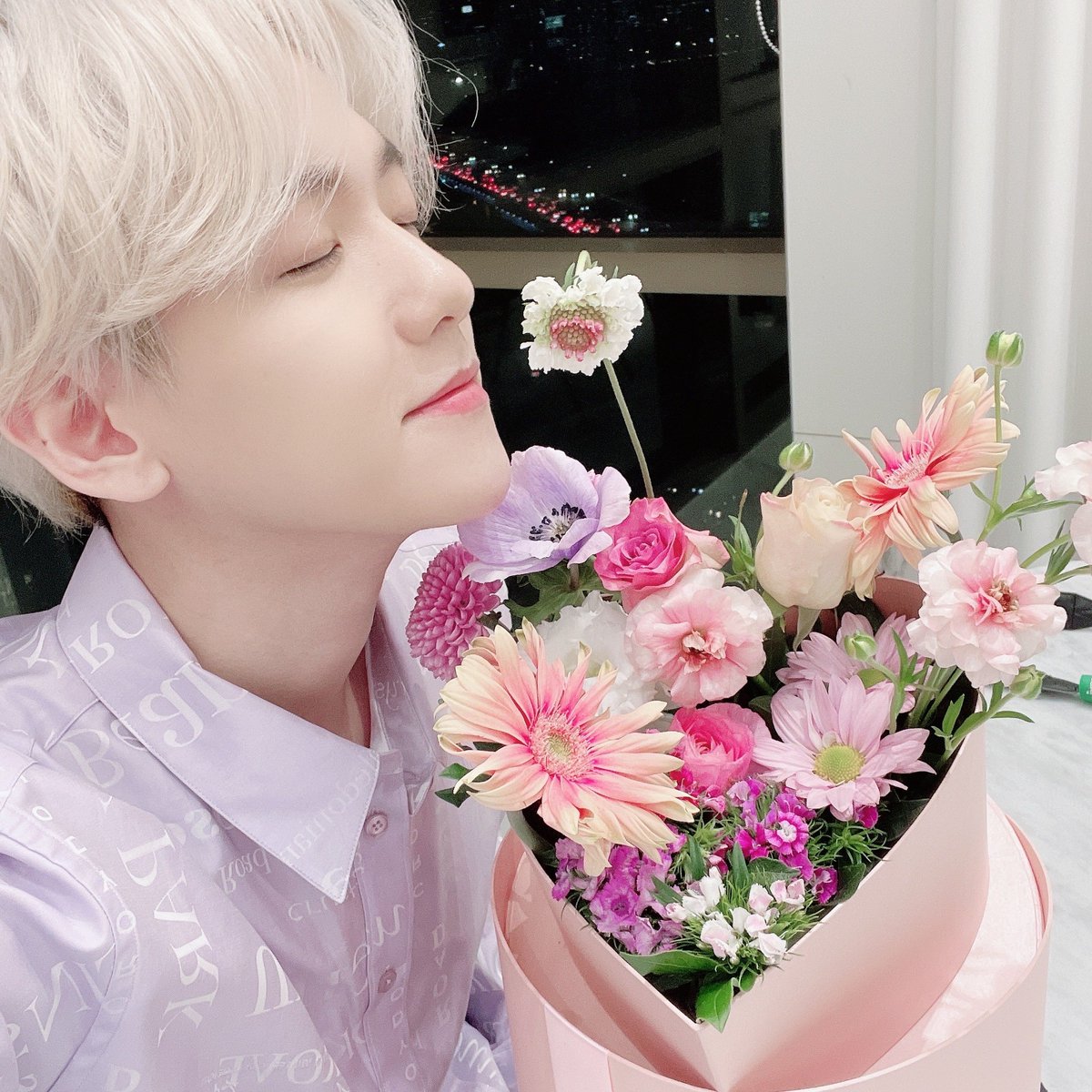 AllRiseGreen2's tweet photo. Happy Birthday🎂🎂🎂

#터래기야_큥생일축하해_보내줘
#해피큥데이 #31LightRaysUponBaekhyun
#HAPPYBAEKHYUNDAY @B_hundred_Hyun @weareoneEXO https://t.co/FJEnsrCX5q