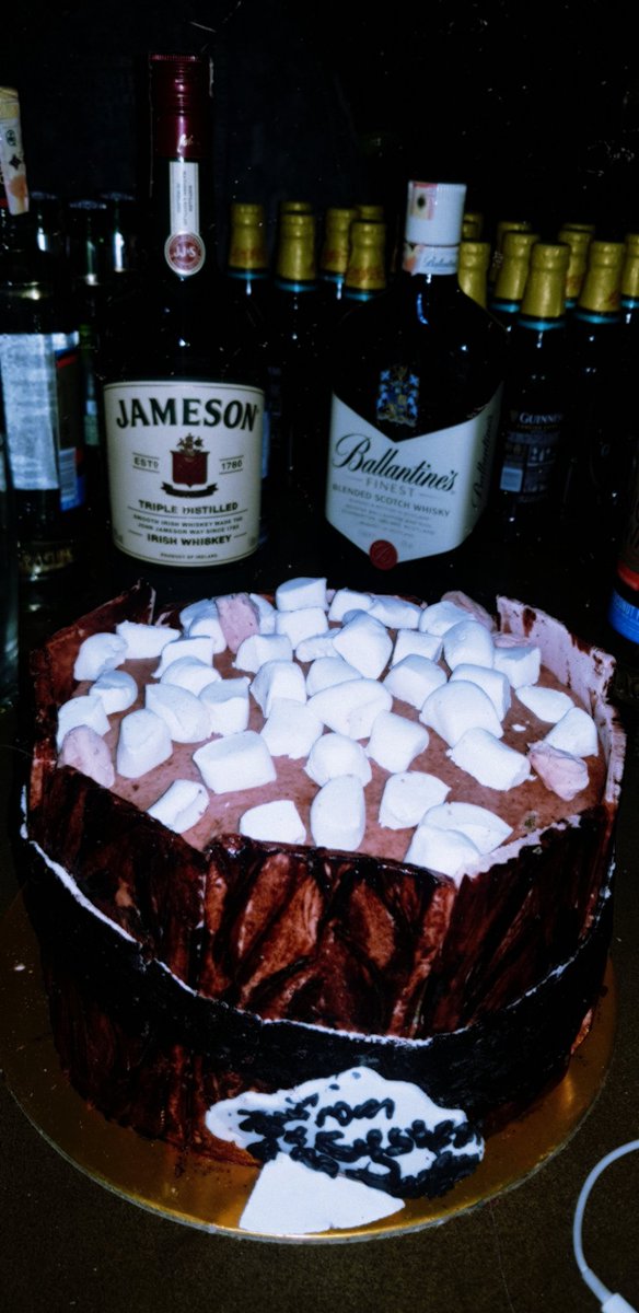 cakes_darling's tweet photo. Customized Waffle Cake 
0706249797 tubimale https://t.co/TOeQVHfsOn