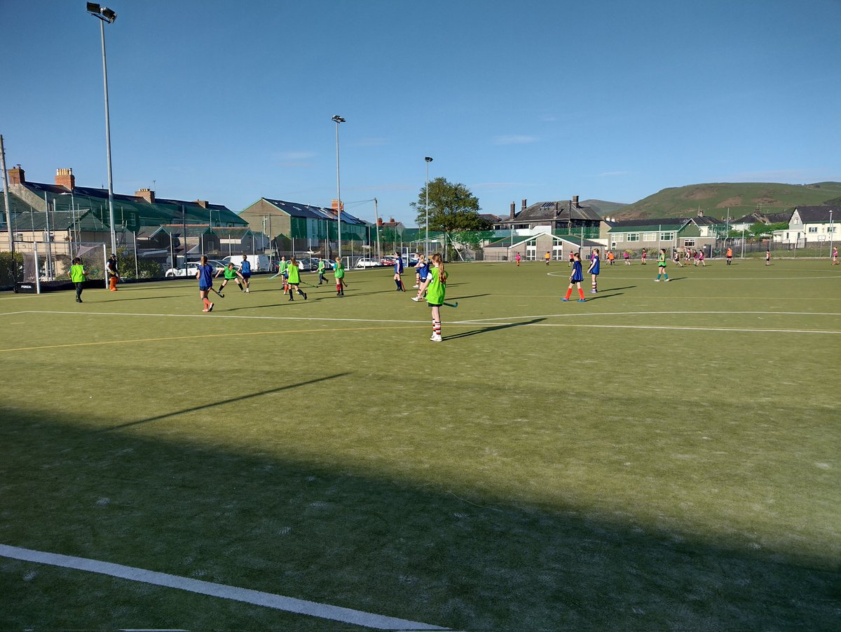 Hockey season over - not <a href="/DysynniHockey/">Dysynni Hockey Club</a> preparing for National finals only 40 here! <a href="/HockeyWales/">Hoci Cymru</a>