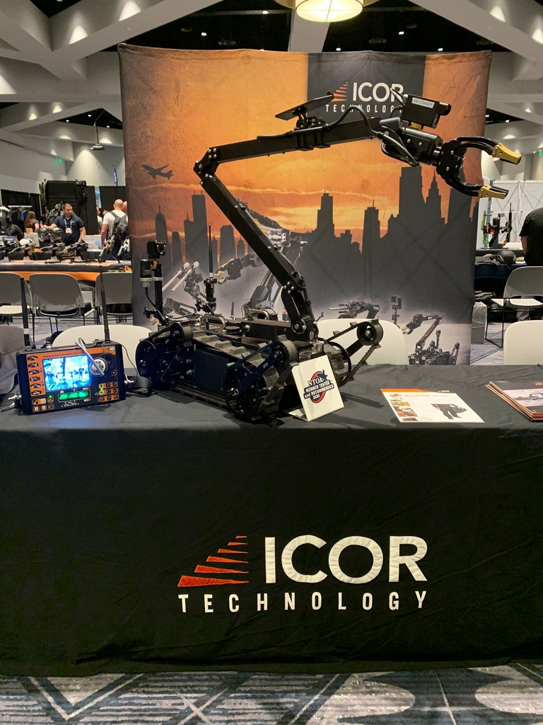ICORTechnology's tweet image. Come visit us @ttpoa booth number T10 to check out the #Mini CALIBER robot
⁠
----⁠
⁠
#caliberrobot #eod #ied #bombdisposal #bombdisposalrobot #bombrobot #bombsquad #police #policerobot #robot⁠ #brinc