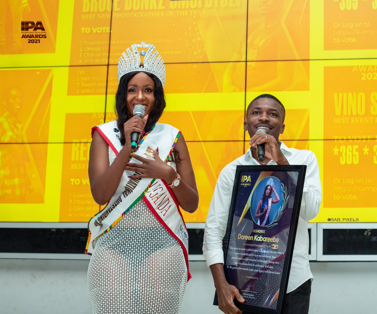 Iamkabareebe's tweet photo. This was in Ghana 🇬🇭 at the IPA Awards when I was honoured for being the best African model and for supporting the young models ,guiding them in their modeling journey.

Thank you Ghana,I do not take this love for granted. @ipauniverse @clementoSuarez https://t.co/jN2le0GHvb