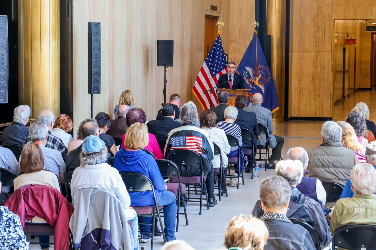 GovDougBurgum's tweet photo. Today is Day of Prayer in North Dakota. 

We have many reasons to be grateful and pray, just as people across our great nation are praying in their own ways, in their own places and in their own faiths. May we take time today to pray for our nation and our neighbors. https://t.co/dXflCqHVZm