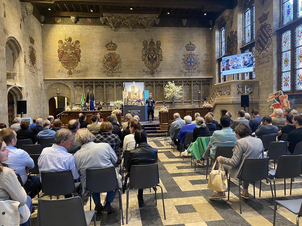 visitgent's tweet photo. Vanavond nemen we eindelijk het stadsdebat rond #toerismevandetoekomst terug op, samen met de sector en de Gentenaars. #stadsdebat #visitgent https://t.co/5wmMkuFpn2