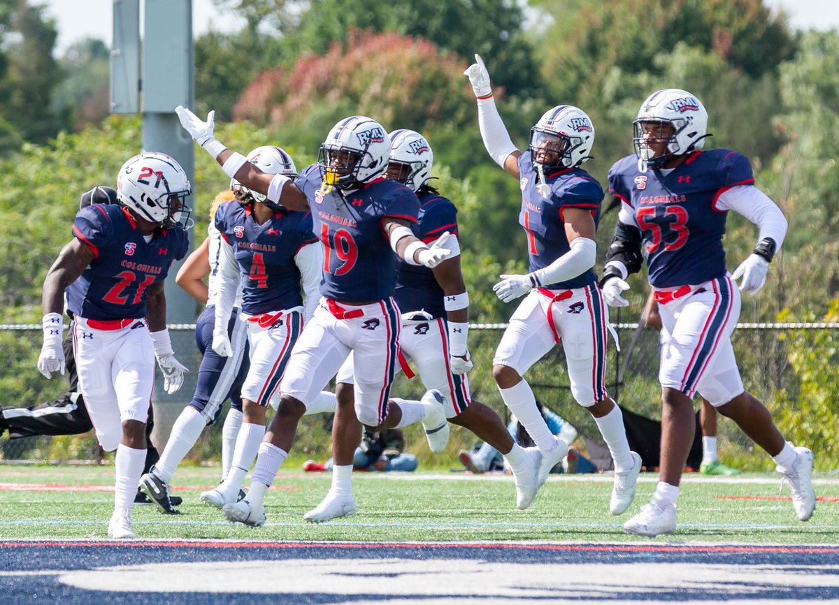 DaydayJones3_'s tweet photo. After a great conversation with @coachgallon and the rest of the offensive staff,  I am blessed to receive an offer from Robert Morris University   #jucoproduct @GridironRR  @DRRJuCo_Cali @DRRJuCoProspect @JuCoFootballACE @JUCOFFrenzy @Coach_JayAustin @Bigtanktv https://t.co/CjYU8p5K64