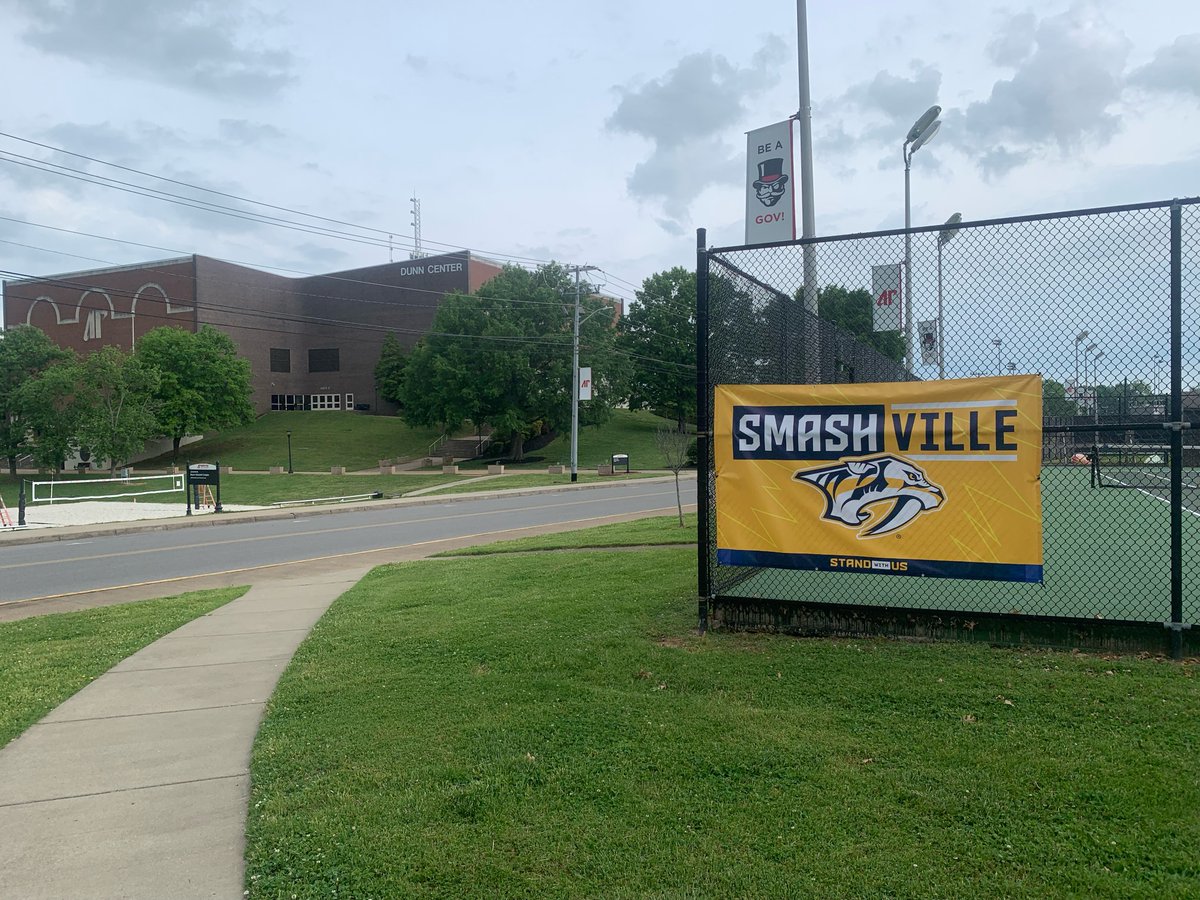 Austin Peay Monocle Society tweet media