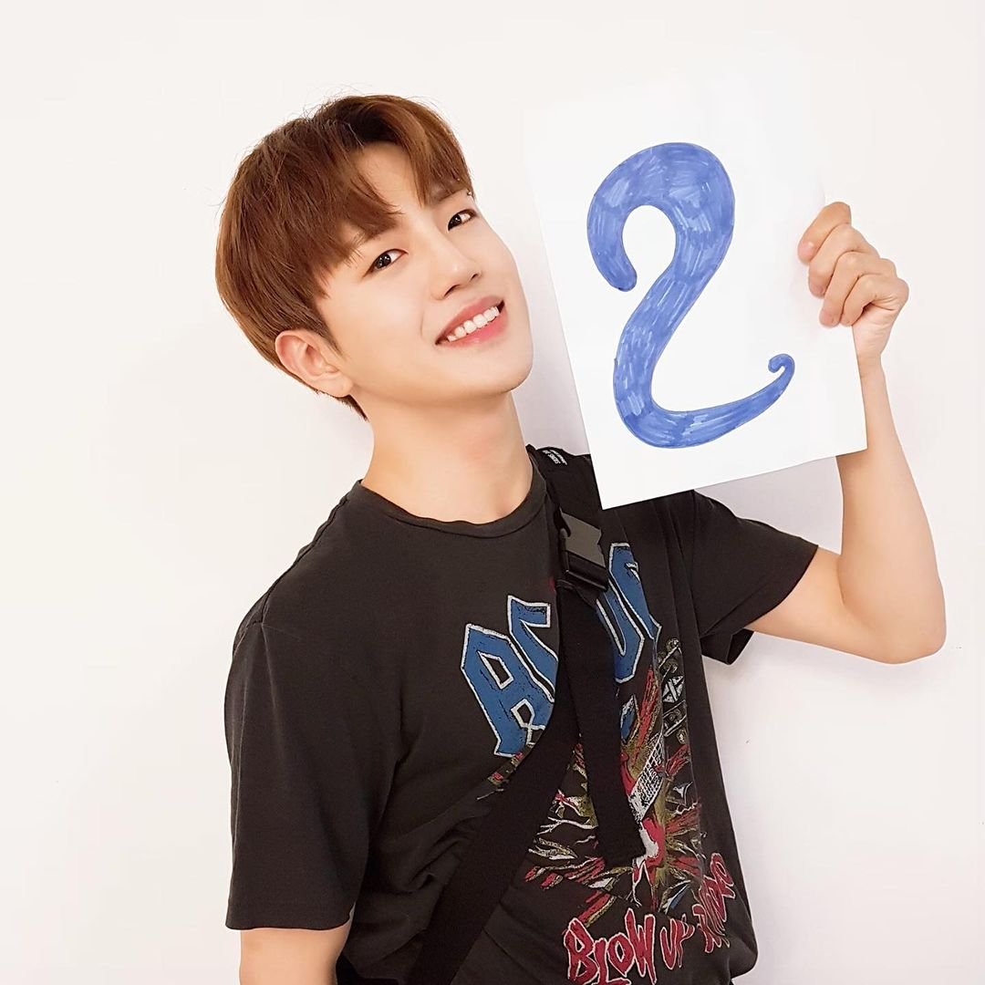 ACEtagram_7's tweet photo. 190621

[#ACE_PHOTO]
A.C.E 1st CONCERT
[UNDER COVER : AREA NO.1 KOREA]
가 드디어 2일밖에 남지 않았습니다!

설레임에 잠 못 이루는 초이스들~💕

6월 23일 에이스
첫 단독 콘서트로 놀러 오세요😘

D-DAY 2‼️
#6월_23일_YES24_라이브홀

#ACE_1ST_CONCERT
#D_Day2

🖇️https://t.co/7rb309kG7P https://t.co/nvbieXCDGH