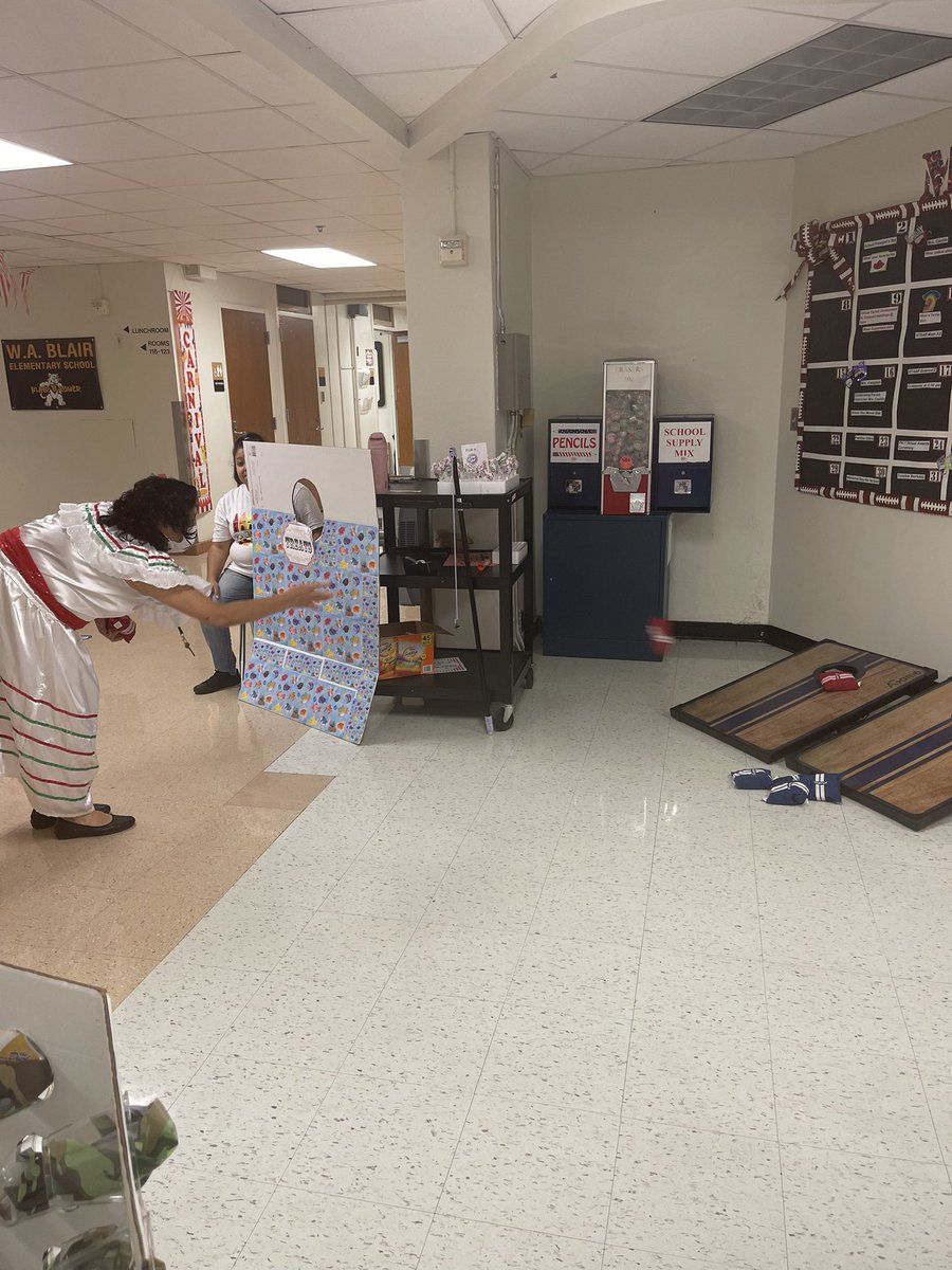 Rodneaka Scroggins (@rodneakas) on Twitter photo Day 4 Carnival Games and LOTS of prizes @blair_panthers <a href="/mrstallen03/">Tenisha Allen</a> <a href="/WhitneyRC2017/">WCampbell</a> <a href="/ShatonjaD/">Shatonja L. Davis</a> Day 4 Carnival Games and LOTS of prizes @blair_panthers <a href="/mrstallen03/">Tenisha Allen</a> <a href="/WhitneyRC2017/">WCampbell</a> <a href="/ShatonjaD/">Shatonja L. Davis</a>