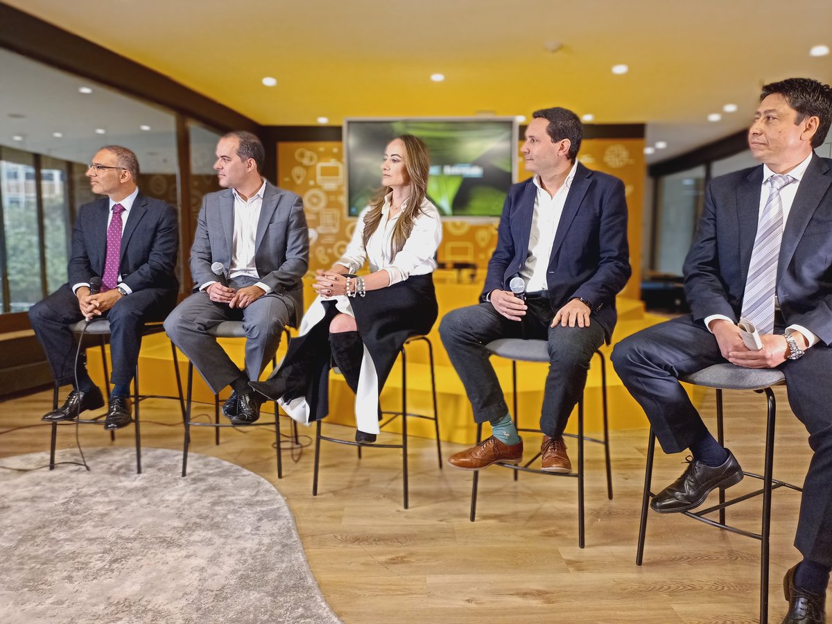 jhinfinito's tweet photo. Lanzamiento del programa sostenible para para empresas proveedoras de @BancodeBogota @PortafolioVerde @UExternado #sostenibilidad #planetaveede #infinitodigital #EnVivo @jhinfinito https://t.co/KTuStIYX36