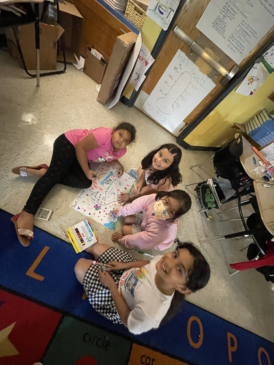 MrsMagallanes_'s tweet photo. we are so proud of our 5th grade @OdomEagles who are taking their STAAR tests next week! we were excited to make posters to help encourage them! https://t.co/q0RC5y6VbN