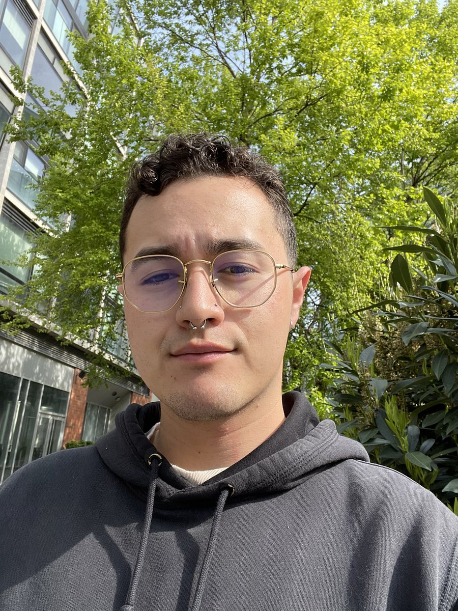 abrax_ed's tweet photo. been very happy lately, enjoy my glow before i vanish for a while again lol https://t.co/KIIrkkHDQI