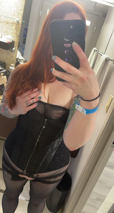 Y&rsquo;all know I had to have some fun over the weekend. https://t.co/6f6VR1dLJT<a href="/tag/teaxasfrightmare"class="tags"><span>#teaxasfrightmare</span></a>