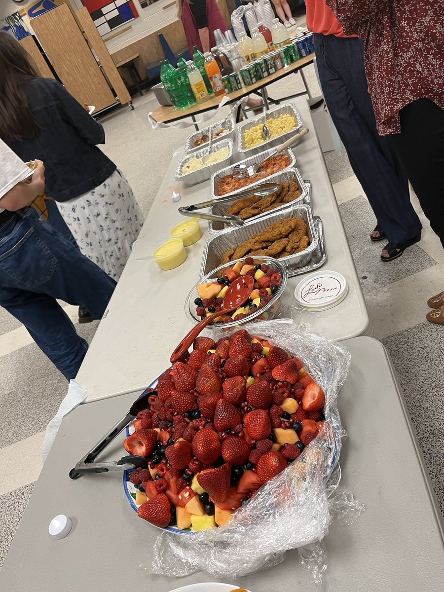 First ever in-person Whitman Choir banquet!  Congratulations to all of the choir seniors and award recipients!  <a href="/RWDodd/">Robby Dodd</a>  <a href="/KristiMcAleese/">Coach Mac</a>