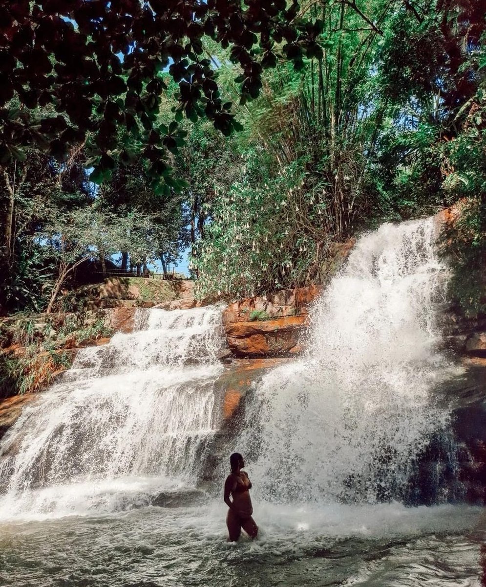 MacaeVisit's tweet photo. Centenas de cachoeiras na nossa Serra Macaense. 
Desfrute desse paraíso! 🍃

📸 @scarodrigues_

#visitmacae #vempramacae #euamomacae #serramacaense #bicudagrande #euamomacae #macaerj #turismomacaerj #turismorj #022 https://t.co/wVFdZ0bpIb
