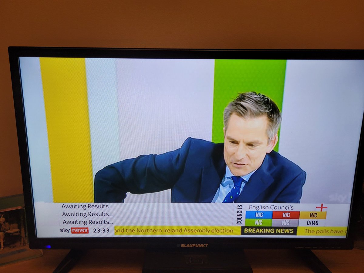 greenbhoy65's tweet photo. They say the media normally try to ply us with subliminal messages while we watch their programmes...not sure I can see it...can you....#SFFM https://t.co/S6q69eiTSD
