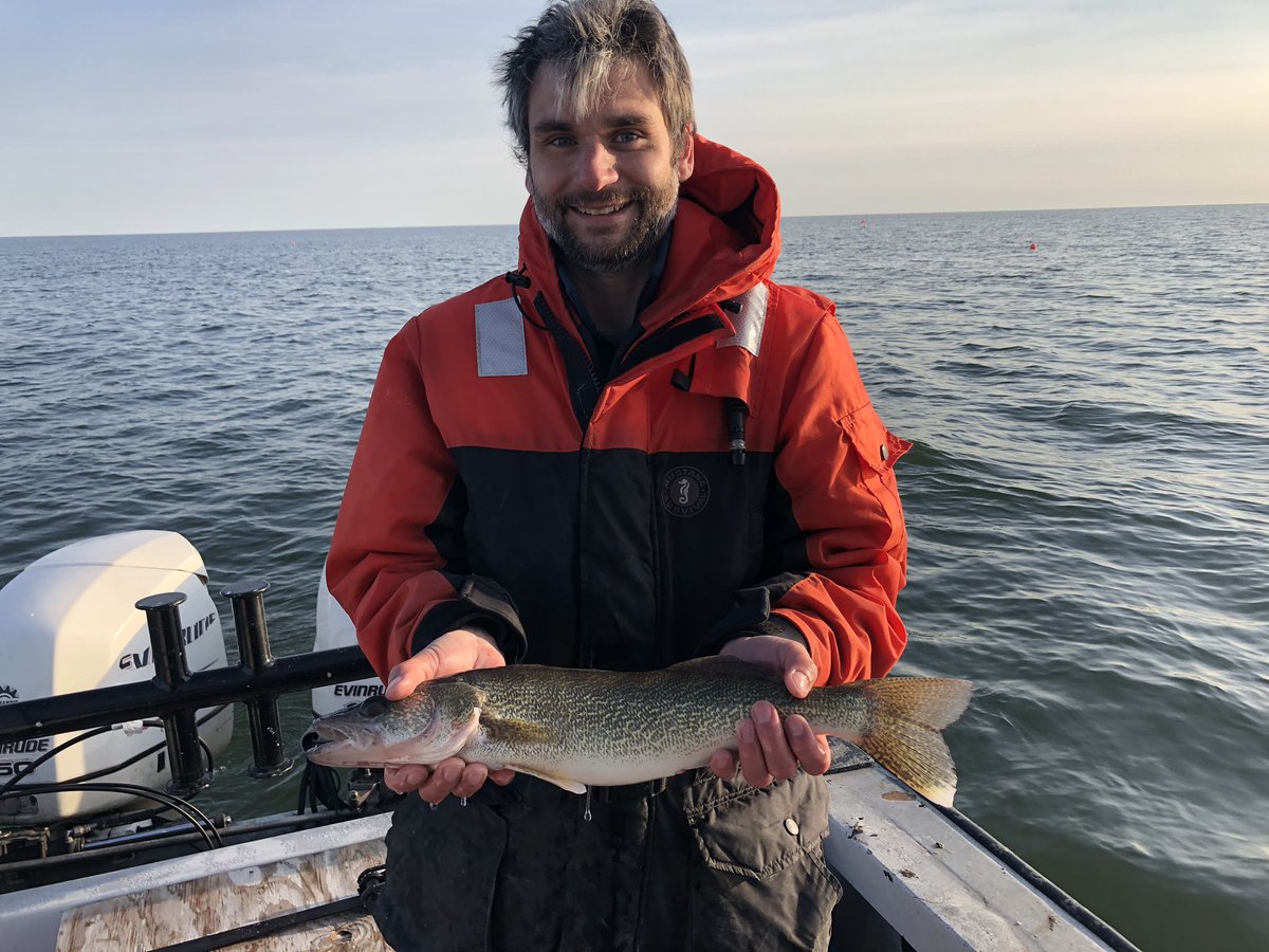 skoenigb's tweet photo. Successful week 5 of our walleye spawning survey on #Coreyon. @peuclide made it out for his first trip on the bay. Temps are up and the walleye seem to be about finished. https://t.co/K8c2VffHsq