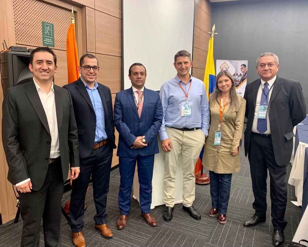 SeguritechGrupo's tweet image. #SeguritechColombia hace presencia en #ForoINVÍAS donde nuestro CTO, Pablo Maiolo, abordó temas sobre #ProcesamientoDeDatos #BigData #MachineLearning #InteligenciaArtificial #Ciberseguridad, contemplados en el proyecto
#VIITSColombia que #Seguritech realiza con @InviasOficial