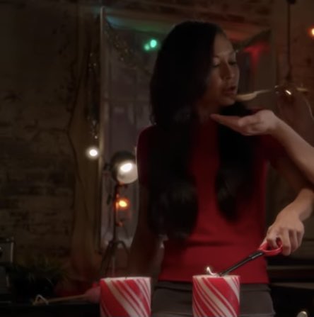 thinklhc's tweet photo. christmas kurtana you will always be famous https://t.co/Ae5nKaUmqE