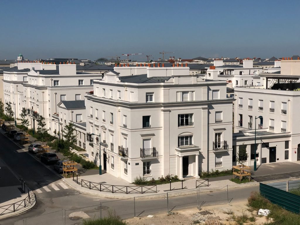 theoldbuilding's tweet image. I rather like this new development by @SGArchitecture in France.