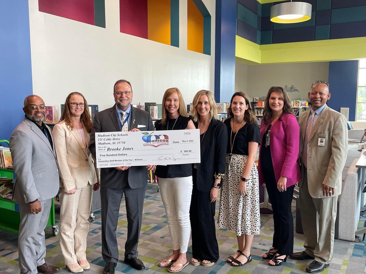 We are so proud of our Staff Member of the Year, Brooke Jones! She is our media center aide who helps all over our school. We are so grateful for you! Congratulations!❤️🐾