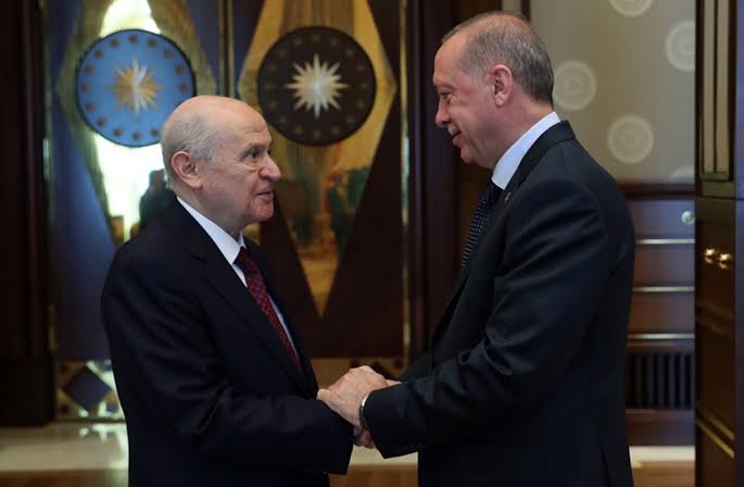 Mehmet_o_g_g_'s tweet photo. " SÜLEYMAN SOYLU ADAMDIR LAN "
BU LAFIN ÜSTÜNE BİŞEY DİYONUZMU ?
BEN KAÇIYORUM ÜLKÜDAŞLARIM , AKPARTİLİ CANLARIM , BÜYÜK BİRLİK PARTİSİ ALPERENLERİM. CÜMLETEN YARATAN C.C. YA EMANET OLUN . CÜMLENİZE HAYIRLI CUMALAR
🤲🤲☝️🕋🤘🇹🇷🇹🇷🇹🇷🇹🇷🇹🇷🌍
#off_line https://t.co/Vod4OdLwRt