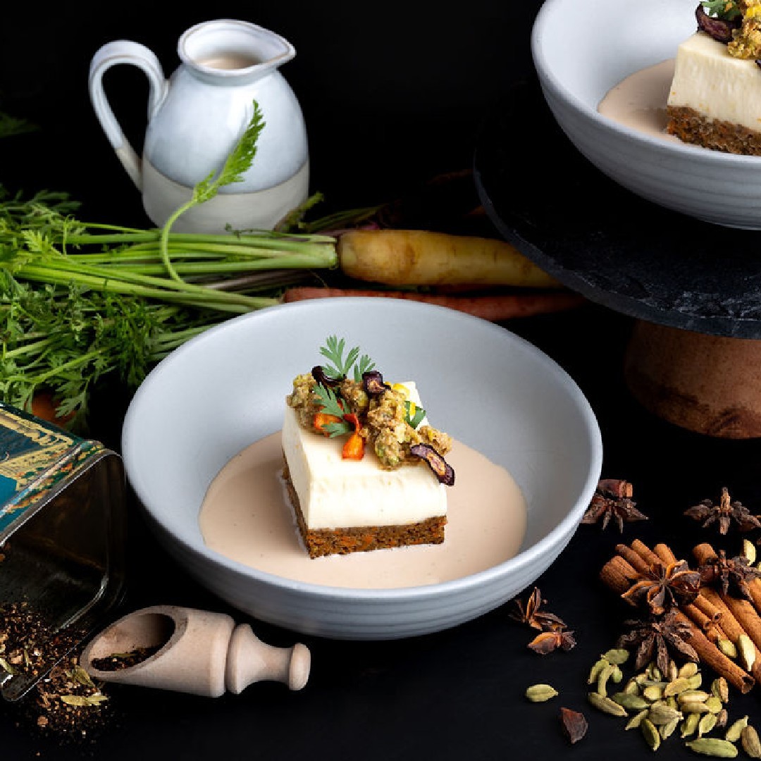 ARCdining's tweet photo. Dessert is our happy place. 🧡 #ARCeats
MASALA CHAI CARROT CHEESECAKE | pistachio soil, carrot chips
#vancityfoodie #sweeeeets #dessertlover #beautifulcuisines https://t.co/UVlep8EUEV